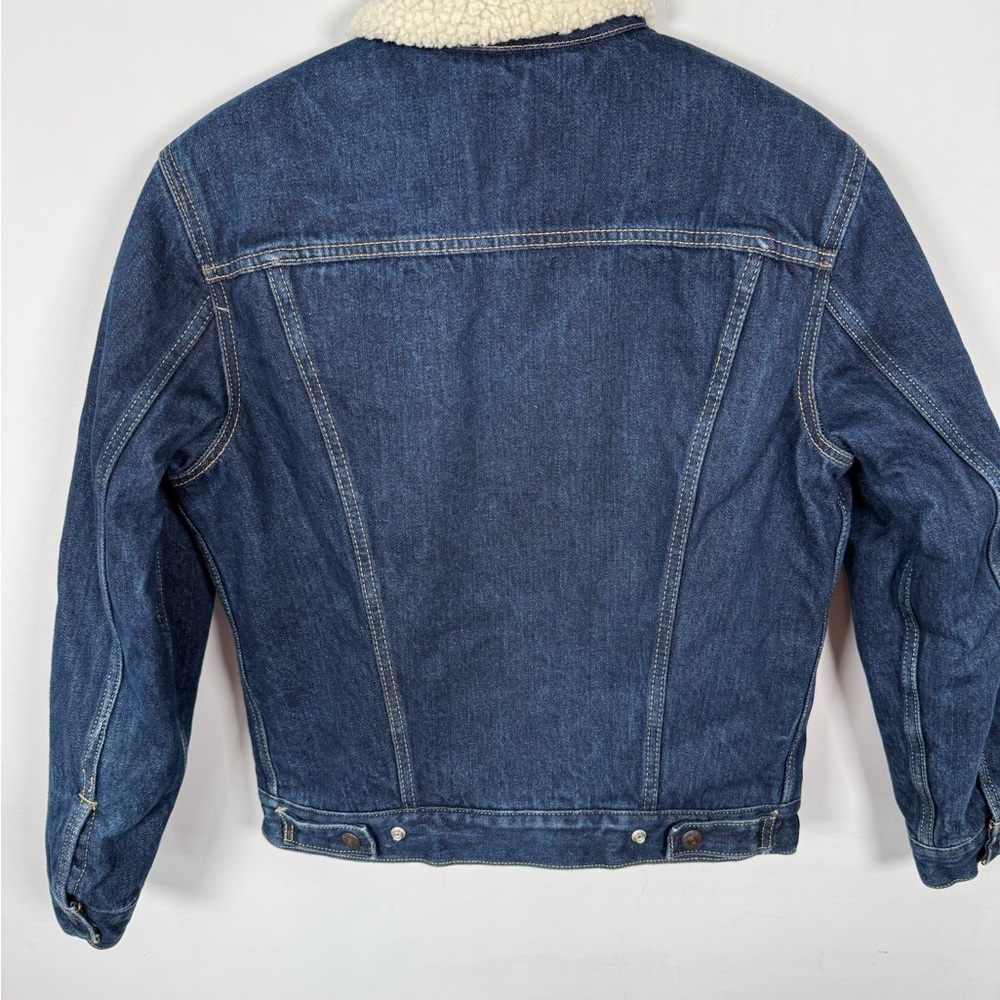 Levi's Women's Original Sherpa Trucker Jacket, Size S, Great Condition!! - Picture 10 of 11